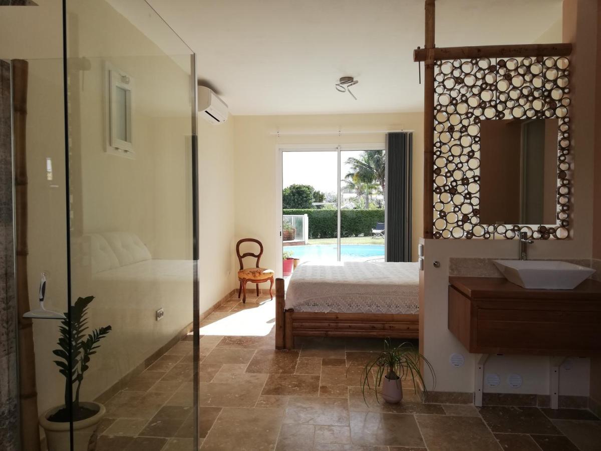 Villa BELLE VUE, CHAMBRE BAMBOUS Saint Pierre Esterno foto
