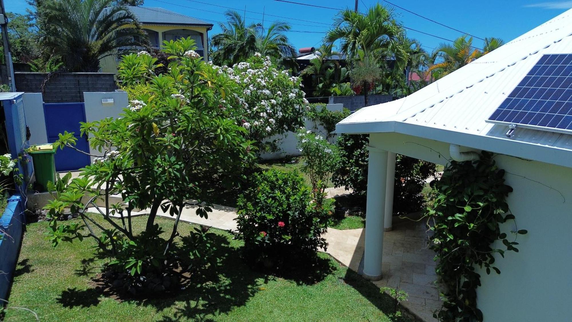Villa BELLE VUE, CHAMBRE BAMBOUS Saint Pierre Esterno foto